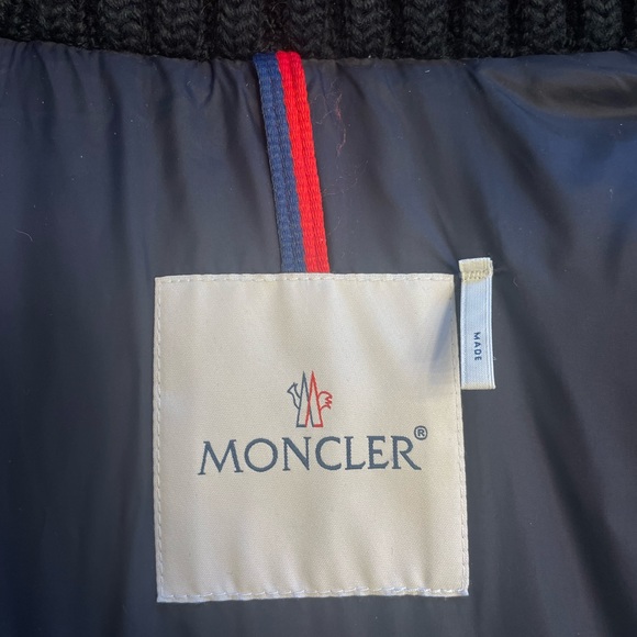 Gorgeous must have men's Moncler winter jacket. - Picture 9 of 15
